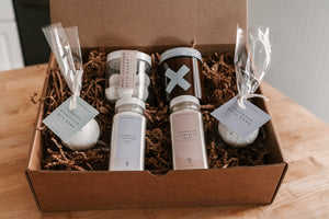 Bath Lovers Lavender Gift Bundle